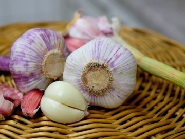 Πωσ να μην μυριζω σκορδο