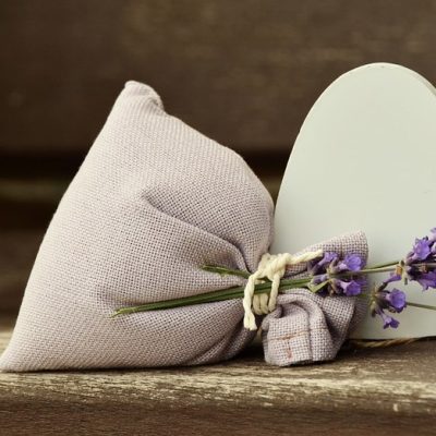πώς να αρωματίσω την ντουλάπα μου
