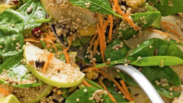 σαλάτα με κινόα και Superfoods