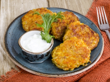 Κολοκυθοκεφτέδες µε κίτρινη κολοκύθα