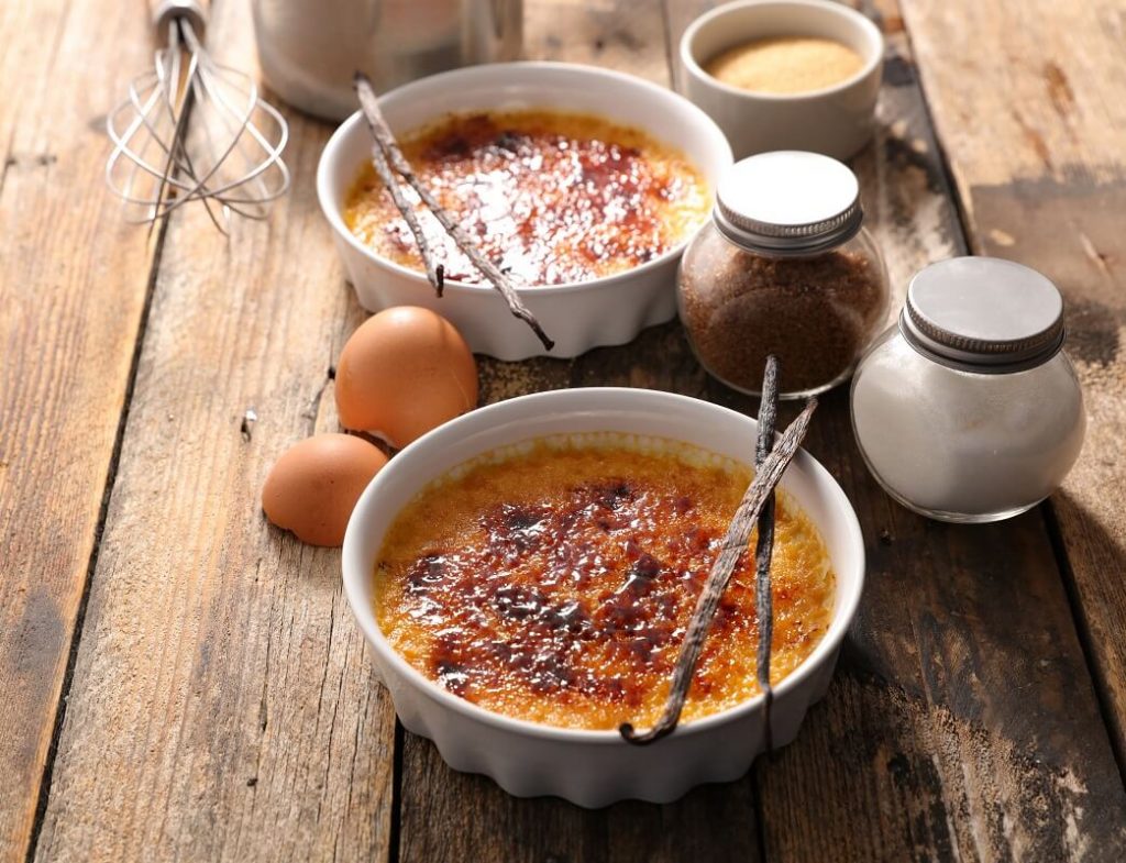 αυθεντικη κρεμ μπρουλέ θεϊκή creme brulee συνταγη σπιτικη κρεμα με καραμελα