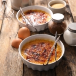 αυθεντικη κρεμ μπρουλέ θεϊκή creme brulee συνταγη σπιτικη κρεμα με καραμελα