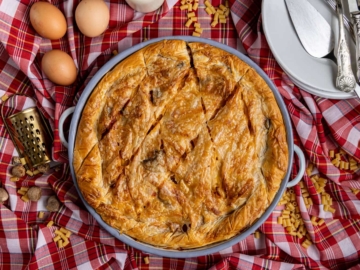 Μακαρονόπιτα σε φόρμα