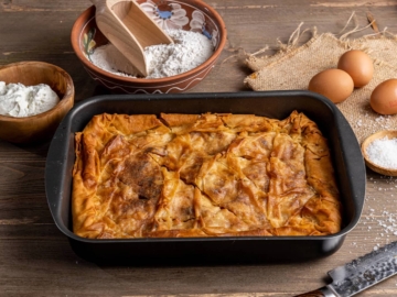 Στερεοελλαδίτικη γιαουρτόπιτα