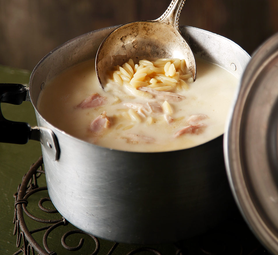 κοτοσουπα με κριθαρακι