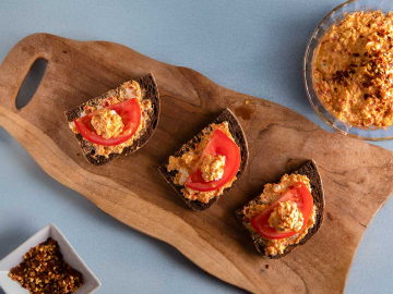 Τυροσαλάτα