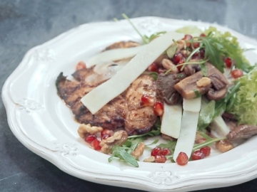 Ψητό κοτόπουλο φιλέτο με σαλάτα