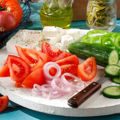 χωριάτικη σαλάτα - greek salad