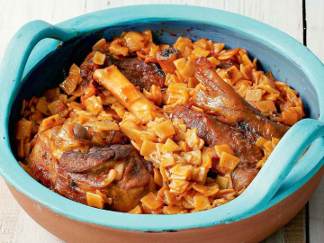 Αρνί γιουβέτσι στο φούρνο