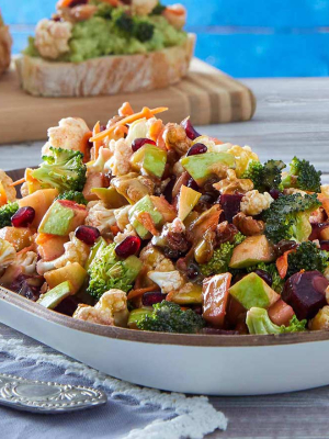 Σαλάτα ενέργειας με γλυκόξινο dressing