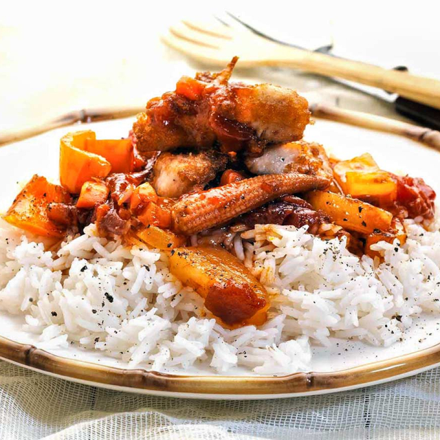 Γλυκόξινο κοτόπουλο με ρύζι μπασμάτι