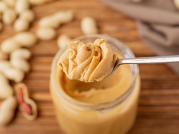 Πώς να φτιάξετε vegan βούτυρο από ξηρούς καρπούς