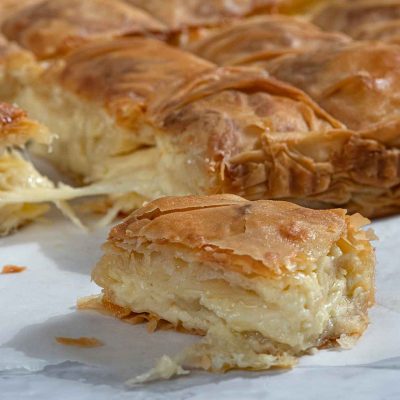 κασερόπιτα με φύλλο κρούστας