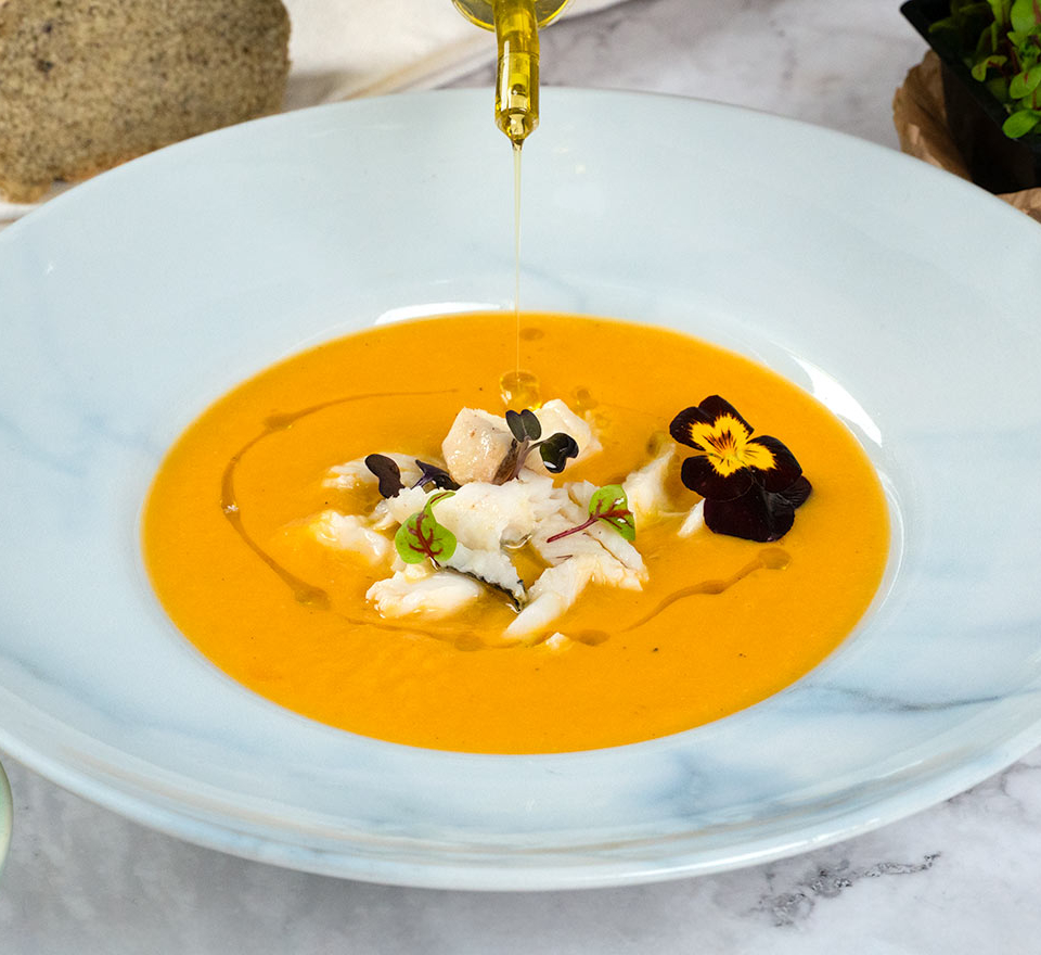 ψαροσουπα με μπακαλιαρο