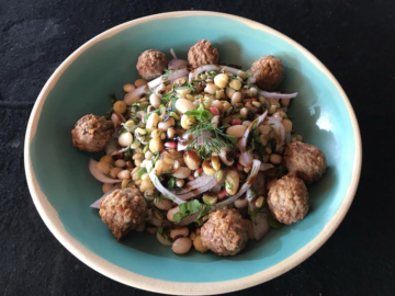 Οσπριοσαλάτα