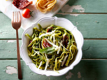 Μακαρόνια με σπανάκι