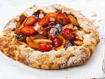 Galette με φράουλες και σφολιάτα