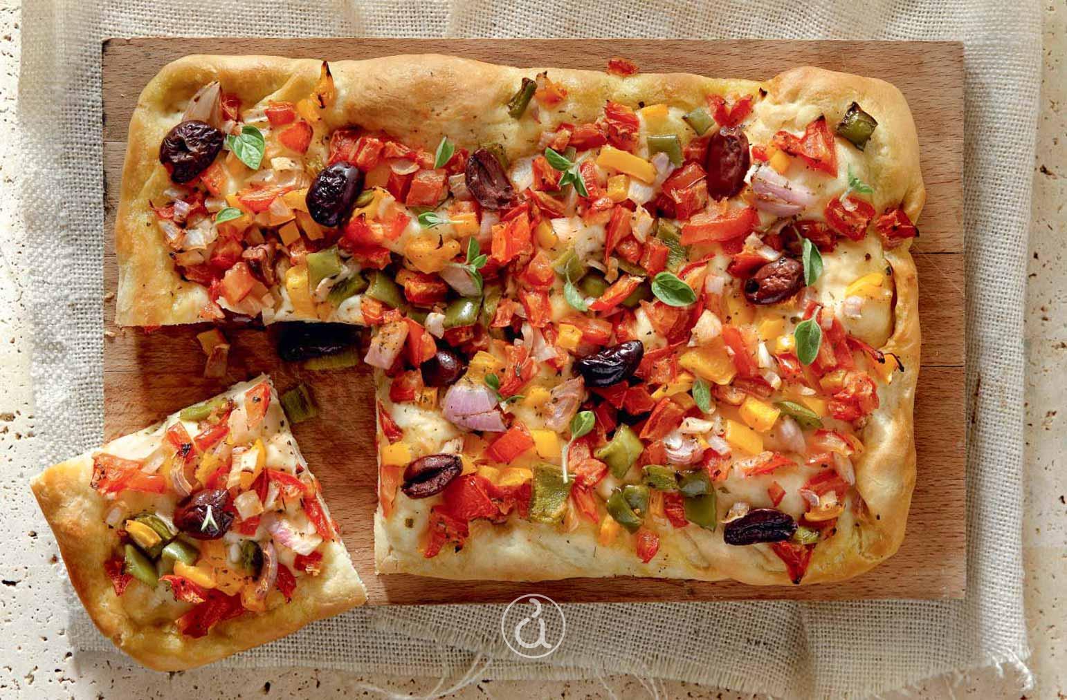 νηστίσιμη πίτσα - λαδένια Κιμώλου -λαδένια συνταγή