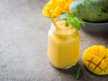 Smoothie μπανάνα και μάνγκο