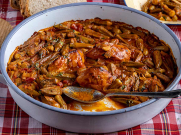 Μπάμιες με κοτόπουλο