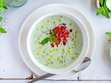 Γιαουρτόσουπα με αγγούρι