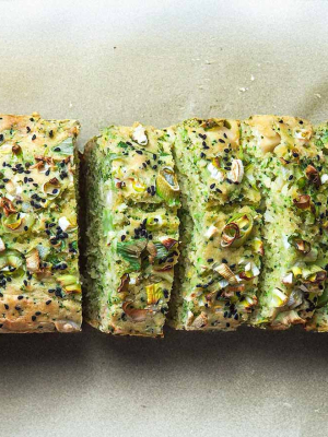 Κέικ με ξινόγαλο και μπρόκολο