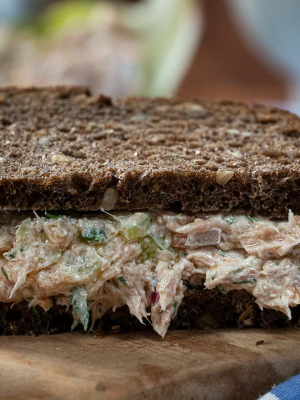 Τονοσαλάτα