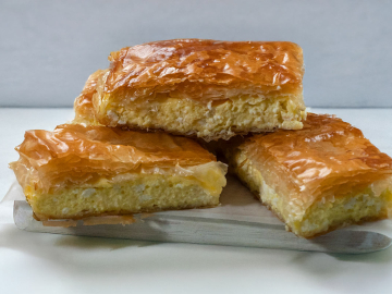 Τυρόπιτα και οι θερμίδες της