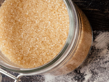 Πώς παράγεται η καστανή ζάχαρη και ποια η θρεπτική της αξία