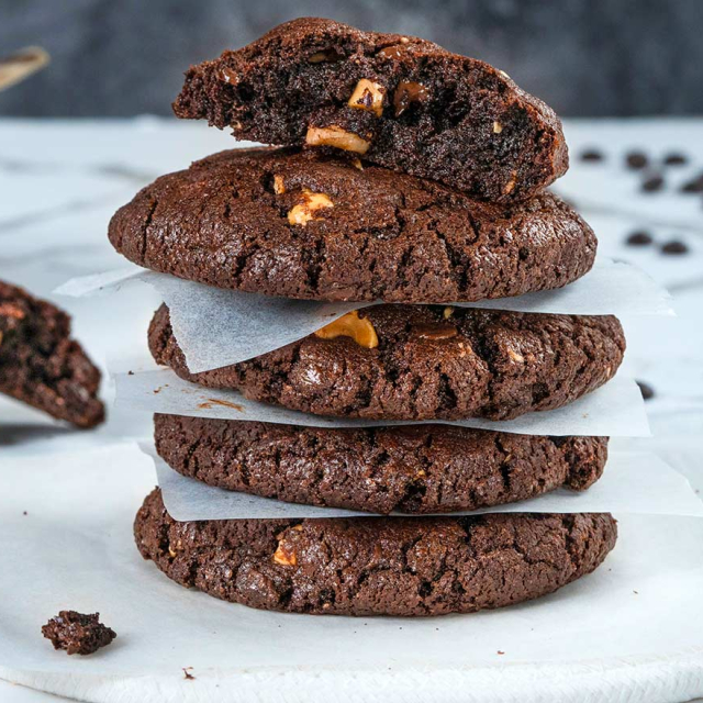 Μπισκότα φουντούκι σοκολάτα