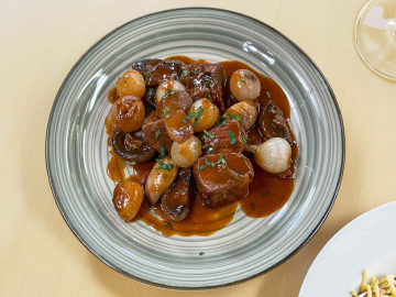 Μοσχάρι μπουργκινιόν