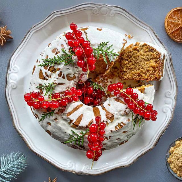 Gingerbread cake