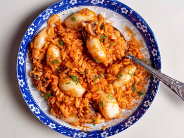 Καλαμαράκια κοκκινιστά