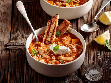 Κοτόσουπα με λαχανικά