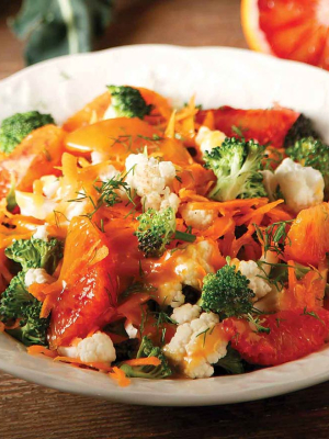 Σαλάτα με μπρόκολο και κουνουπίδι