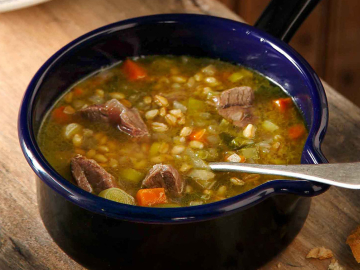 Μοσχάρι σούπα με λαχανικά