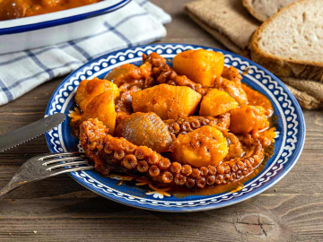 Χταπόδι με πατάτες