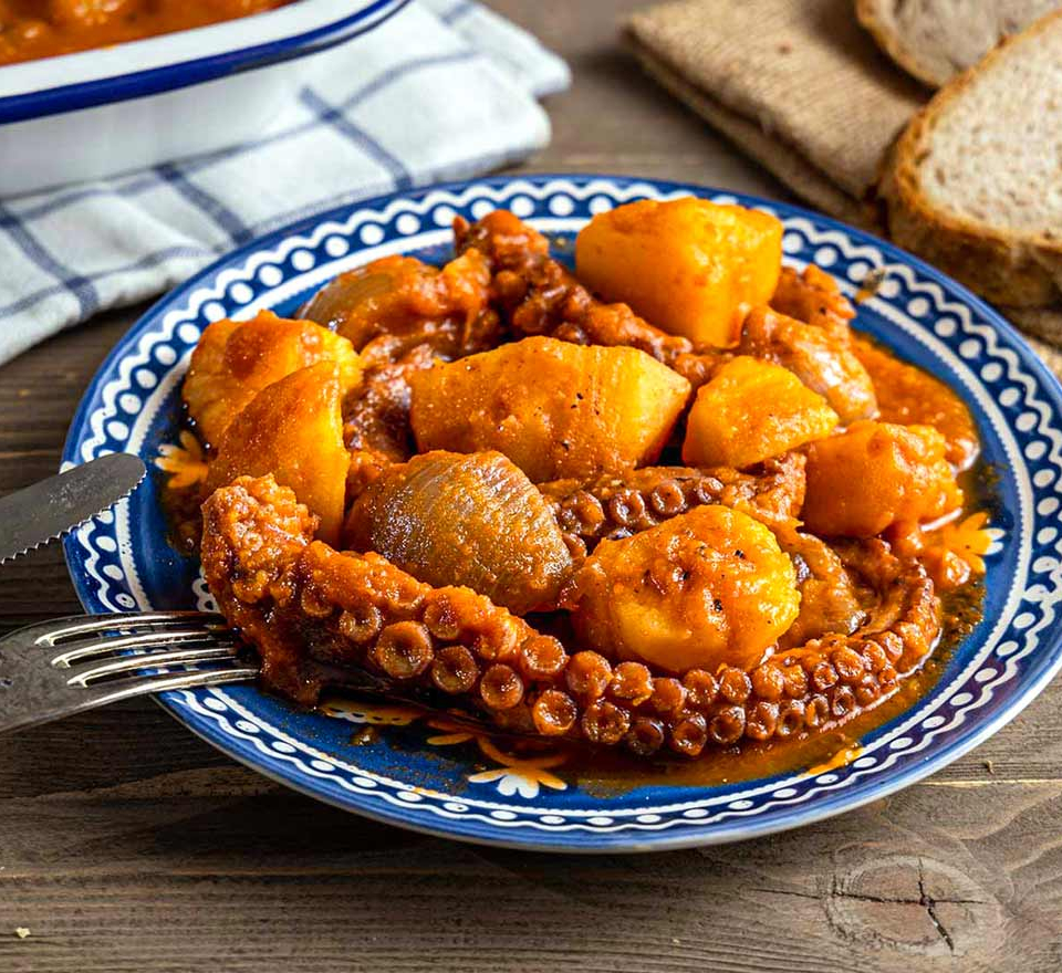 χταποδι με πατατεσ - χταπόδι γιαχνί