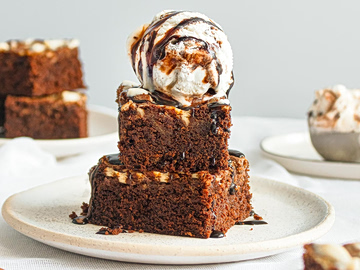 Cheesecake brownies