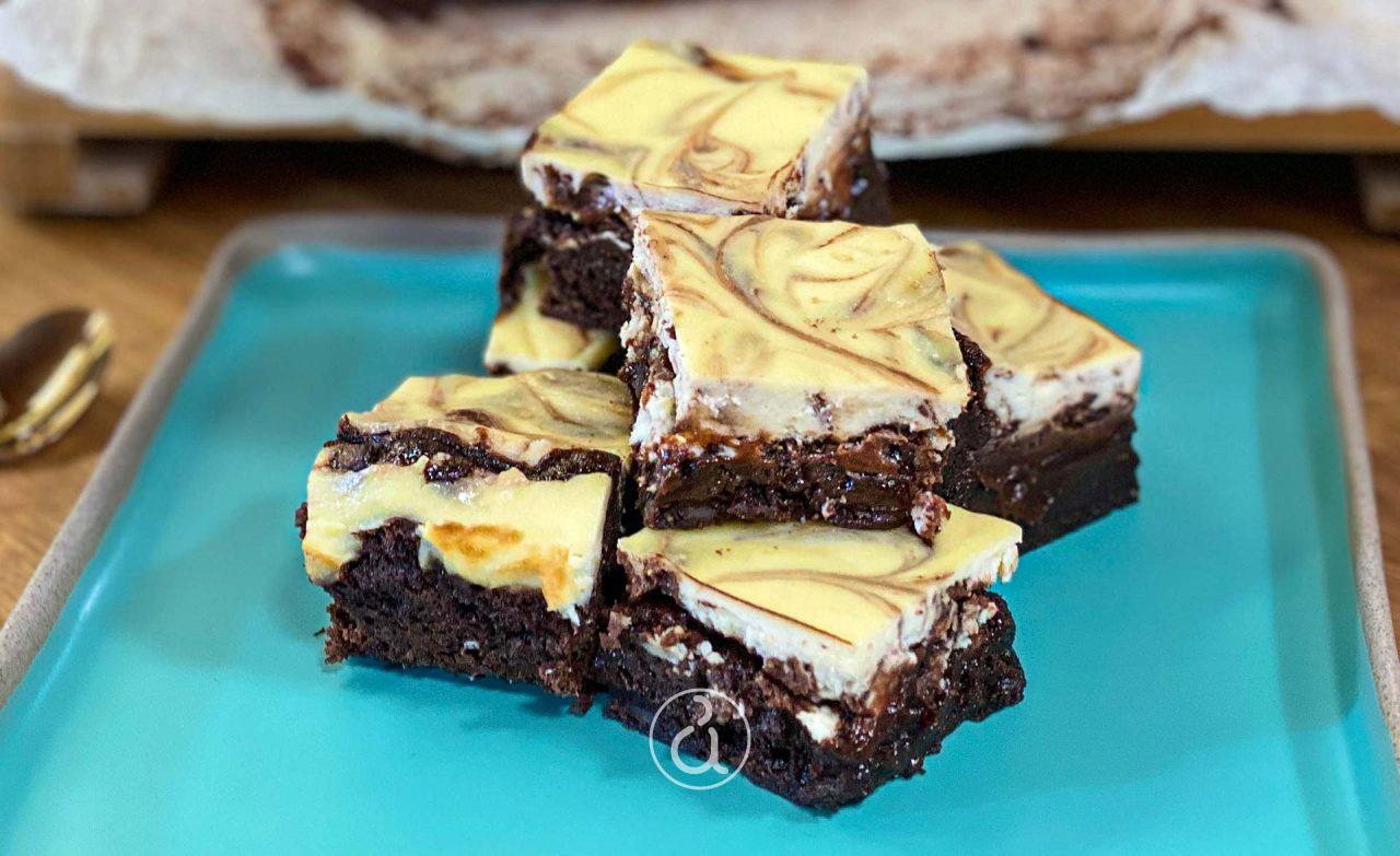 brownies με τυρί κρέμα - μπραουνις Αργυρώ - brownies Αργυρώ - εύκολα brownies με κακάο