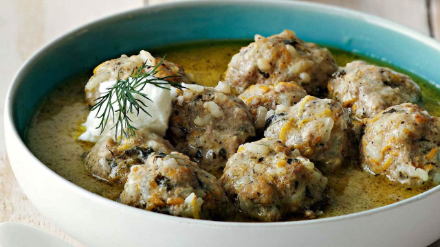 Γιουβαρλάκια αυγολέμονο