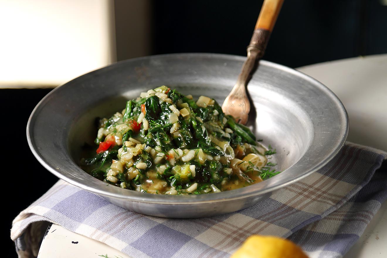 Spinach rice (Spanakoryzo)