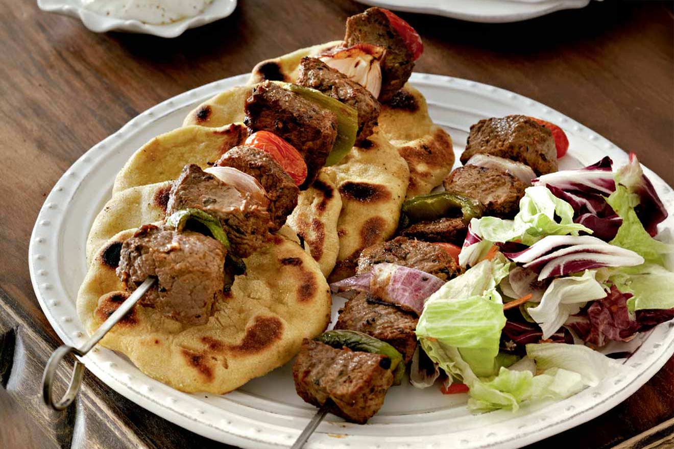 Χοιρινά σουβλάκια