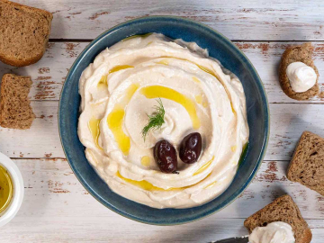 Εύκολη ταραμοσαλάτα μους χωρίς ψωμί