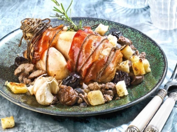 Φραγκόκοτα κρασάτη στο φούρνο