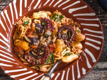 Γίγαντες Πρεσπών με χταπόδι