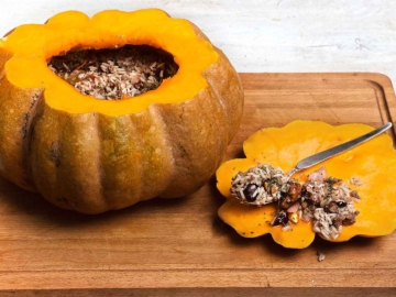 Γιορτινή κολοκύθα γεμιστή