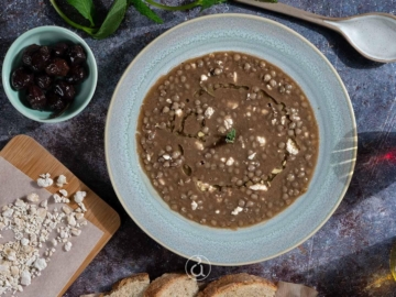 Παραδοσιακές φακές αραντιστές