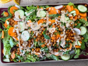 Ρεβύθια ψητά με σαλάτα