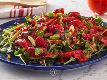Σαλάτα με φράουλες